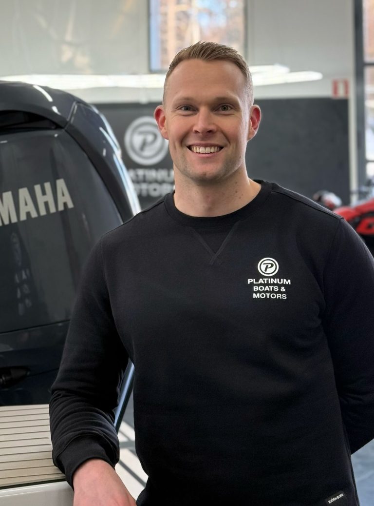Platinum Boats Motors