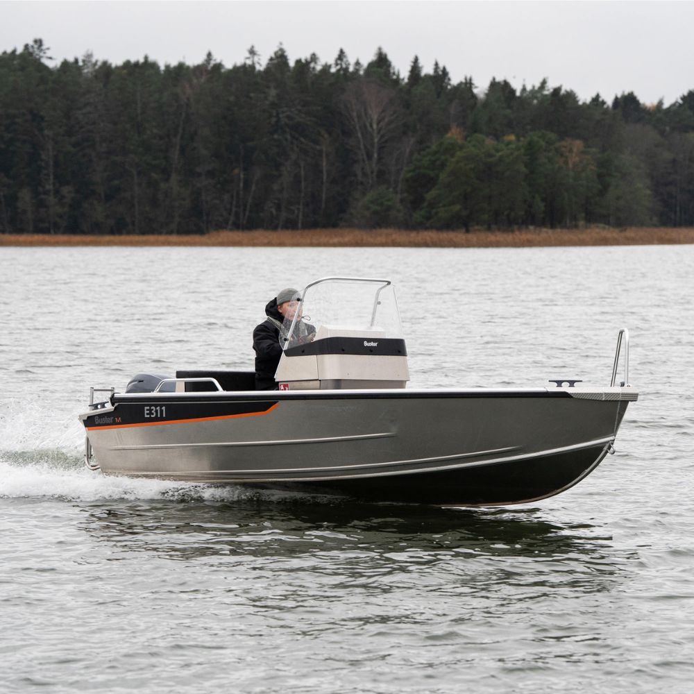 Buster MCC Platinum Boats