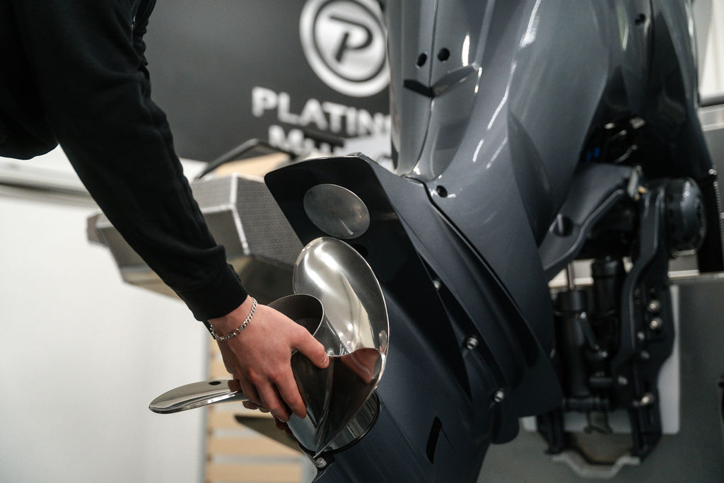 Platinum Boats Motors service